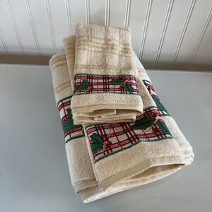 Lenox Christmas Holly Plaid NWT Bathroom Towel Set